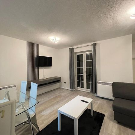 Cardiff Bay Apartment With Parking المظهر الخارجي الصورة