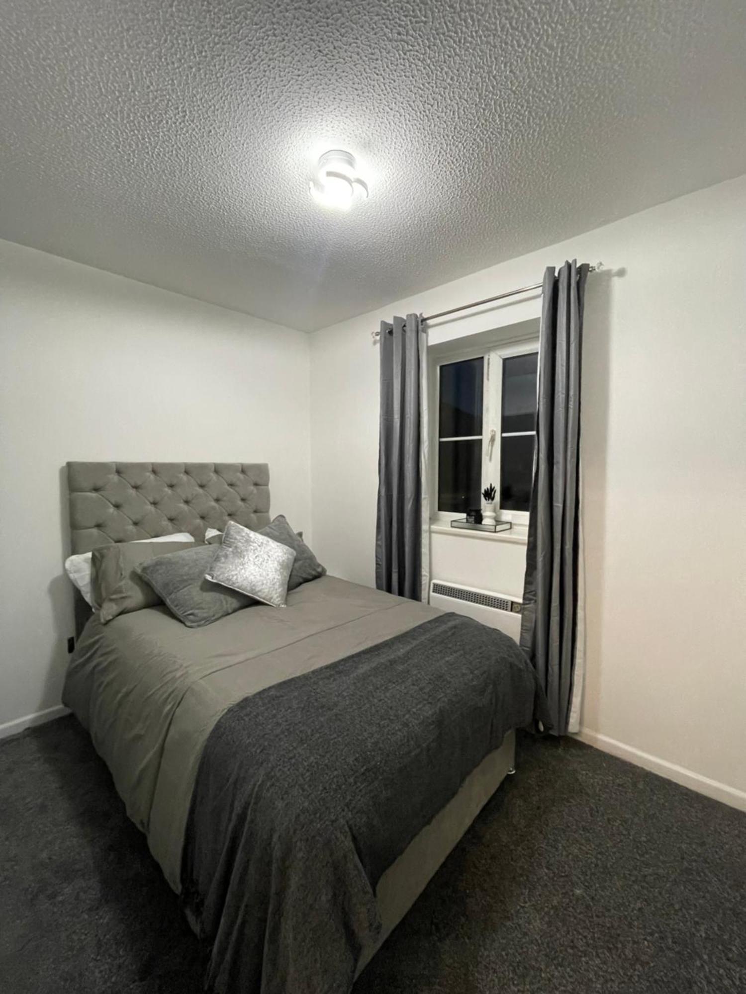 Cardiff Bay Apartment With Parking المظهر الخارجي الصورة