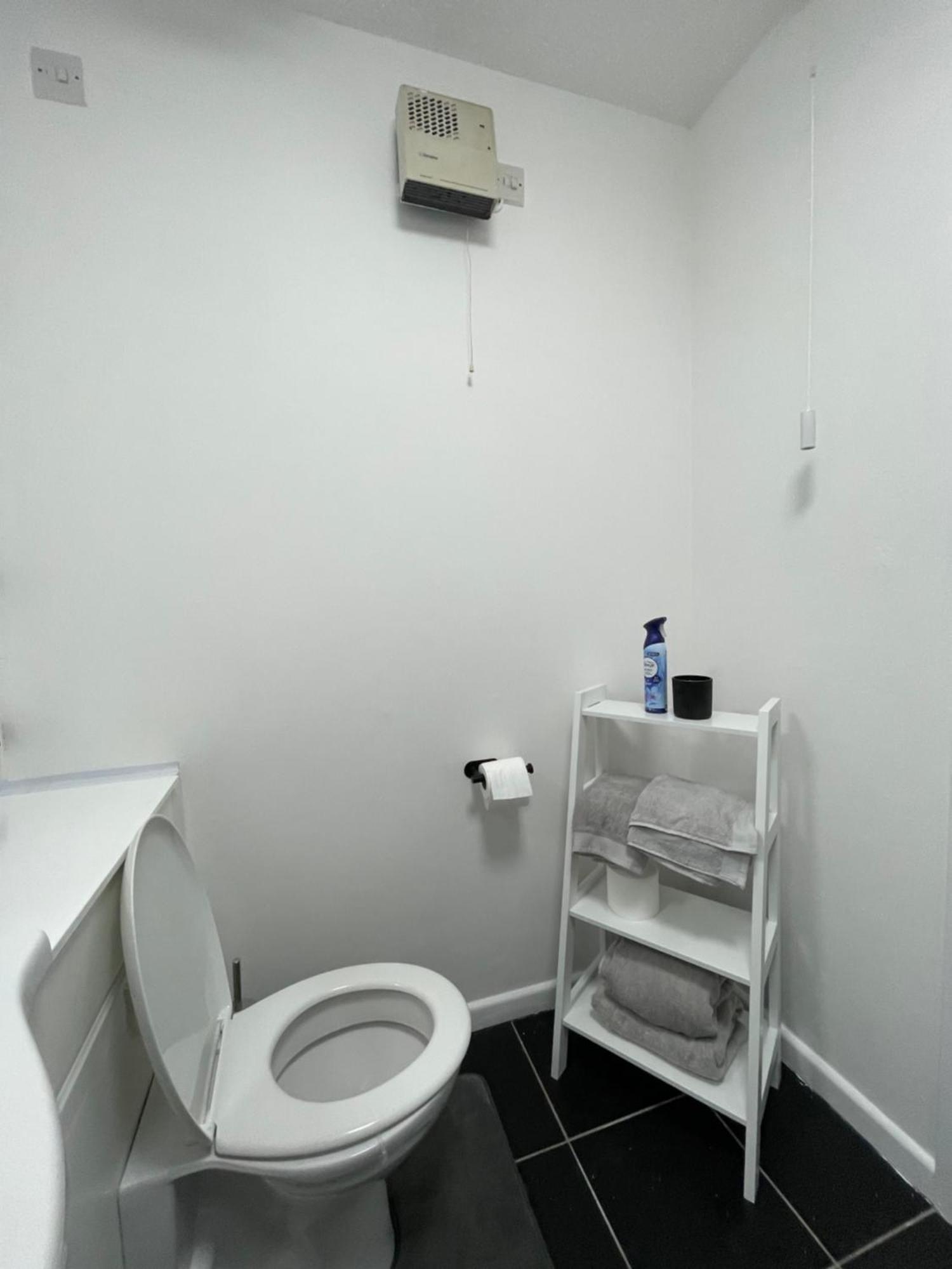 Cardiff Bay Apartment With Parking المظهر الخارجي الصورة