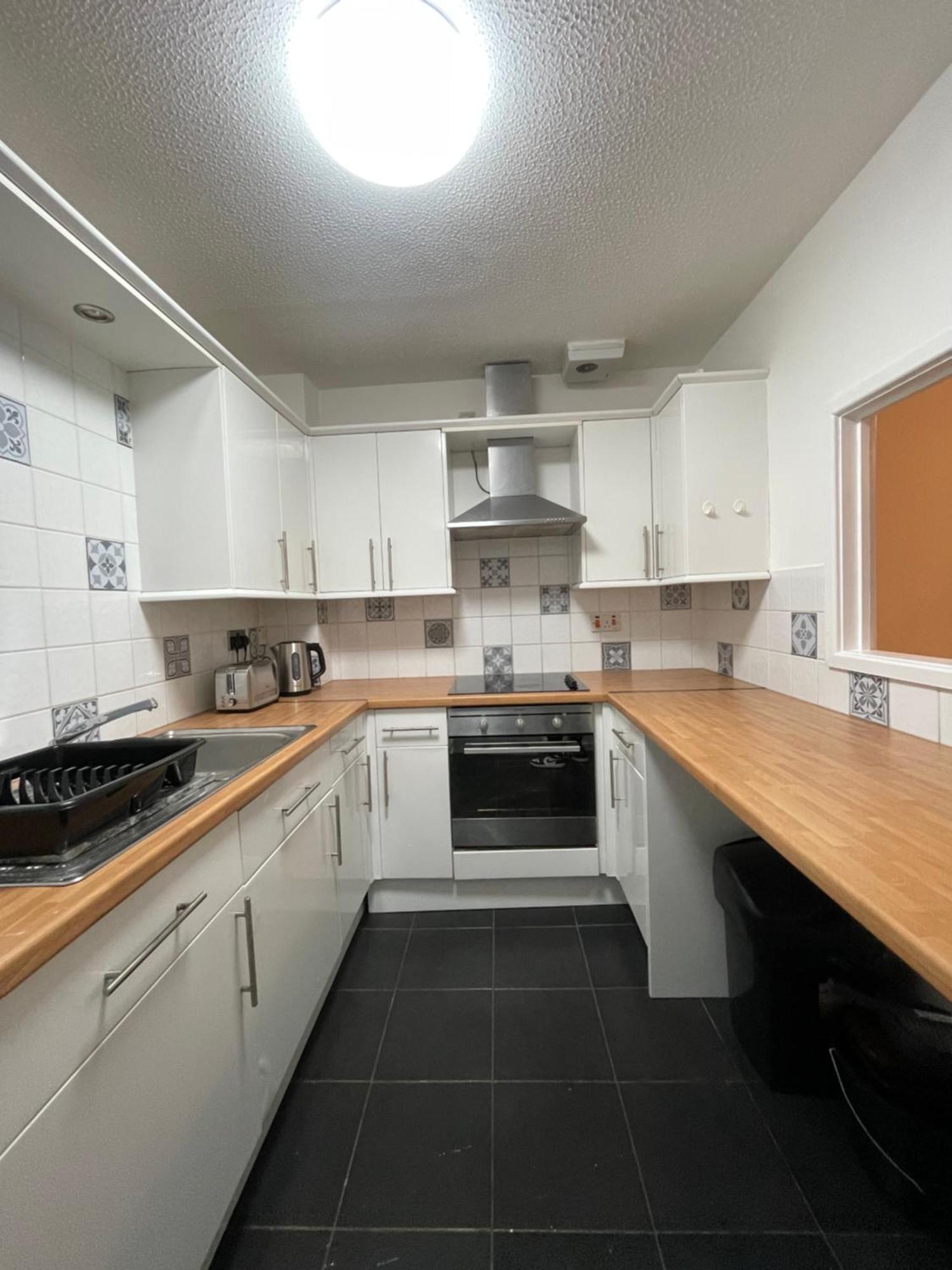 Cardiff Bay Apartment With Parking المظهر الخارجي الصورة